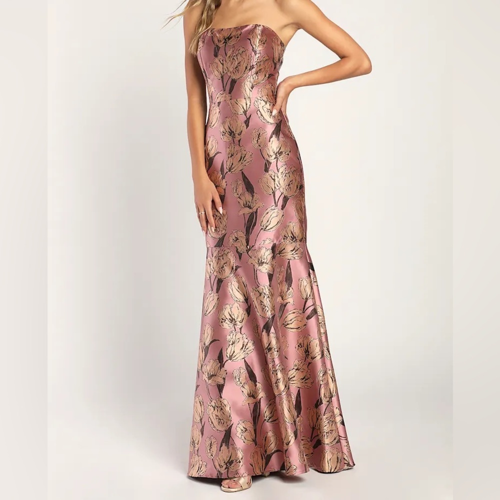 Gowning Around Mauve Floral Jacquard Strapless Maxi Dress